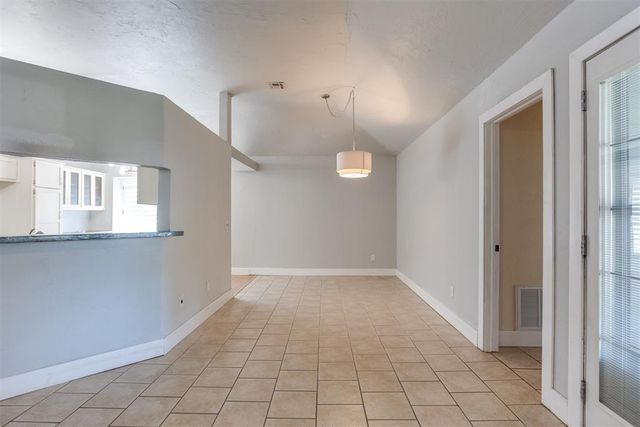 1612 Glacier Lane, Edmond, OK 73003
