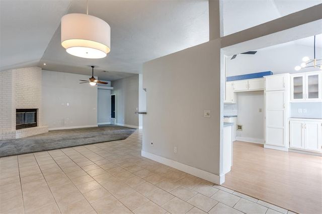 1612 Glacier Lane, Edmond, OK 73003
