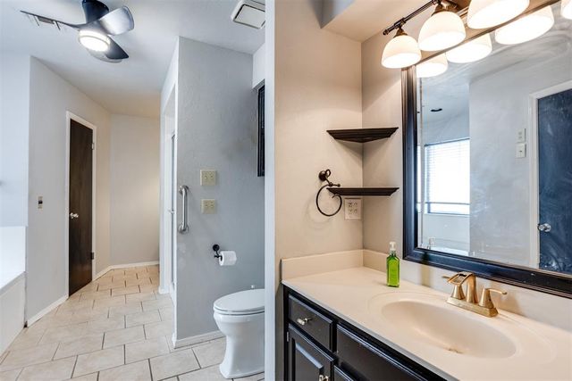 1612 Glacier Lane, Edmond, OK 73003