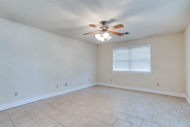 1612 Glacier Lane, Edmond, OK 73003
