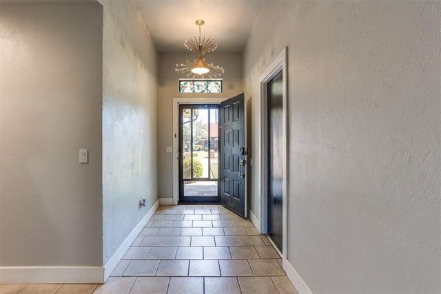 1612 Glacier Lane, Edmond, OK 73003