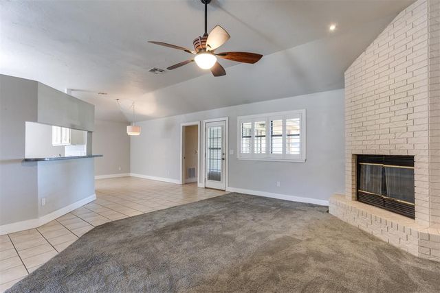1612 Glacier Lane, Edmond, OK 73003