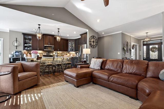 6081 Buck Mountain Rd, Cookeville, TN 38506