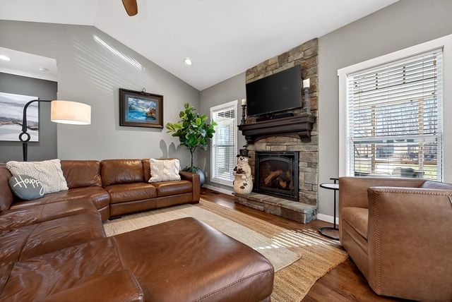 6081 Buck Mountain Rd, Cookeville, TN 38506