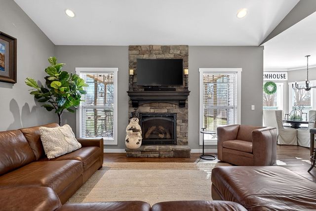 6081 Buck Mountain Rd, Cookeville, TN 38506