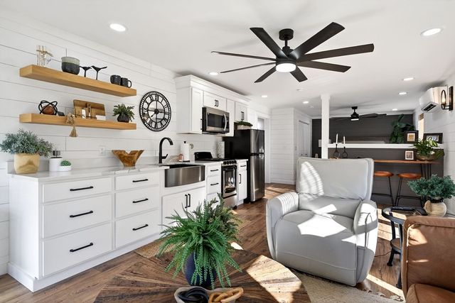 6081 Buck Mountain Rd, Cookeville, TN 38506