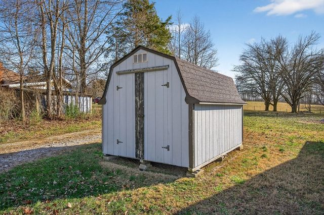 6081 Buck Mountain Rd, Cookeville, TN 38506