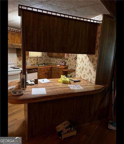 85 Honeysuckle Drive SW, Cartersville, GA 30120