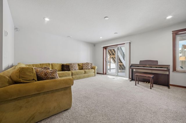 7667 147th Terrace NW, Ramsey, MN 55303