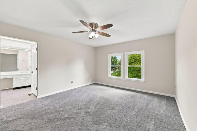 11021 Paddock Drive, Walton, KY 41094