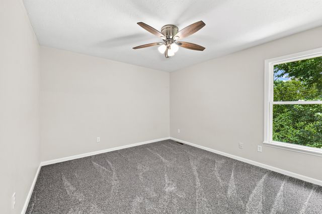 11021 Paddock Drive, Walton, KY 41094