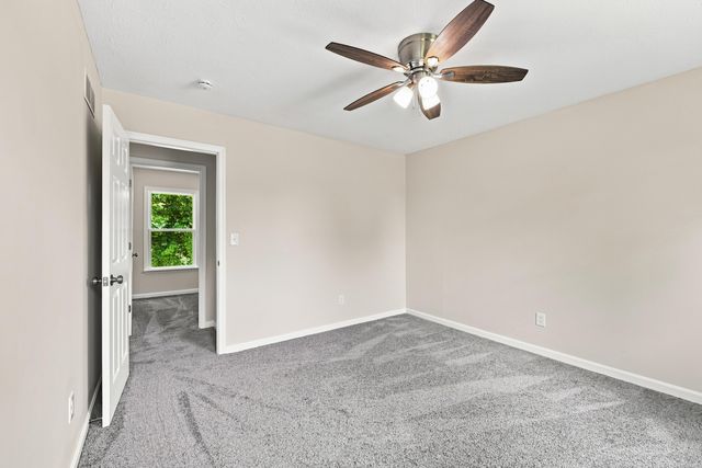 11021 Paddock Drive, Walton, KY 41094