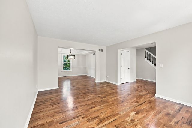 11021 Paddock Drive, Walton, KY 41094