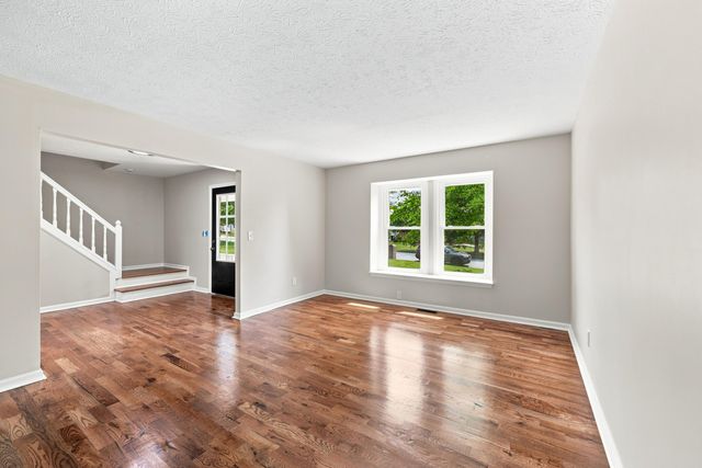 11021 Paddock Drive, Walton, KY 41094