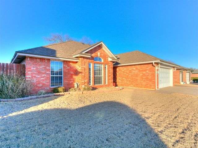 1805 SE 1st Street, Moore, OK 73160