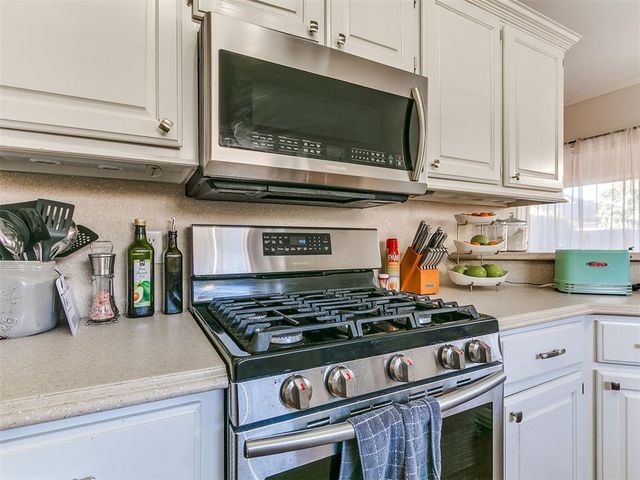 1805 SE 1st Street, Moore, OK 73160