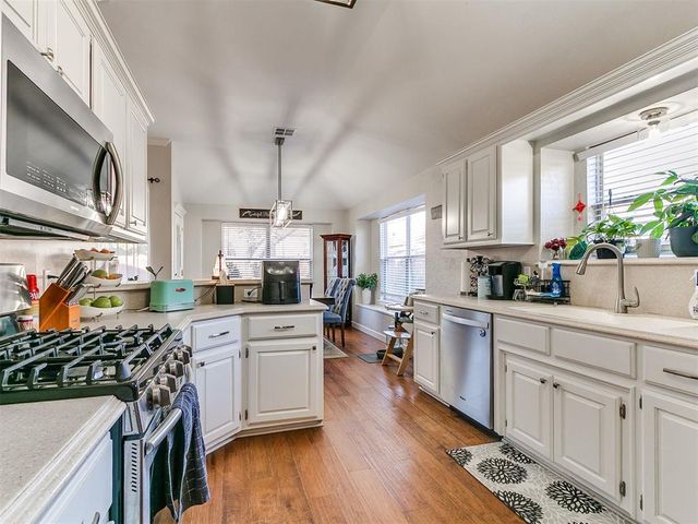 1805 SE 1st Street, Moore, OK 73160