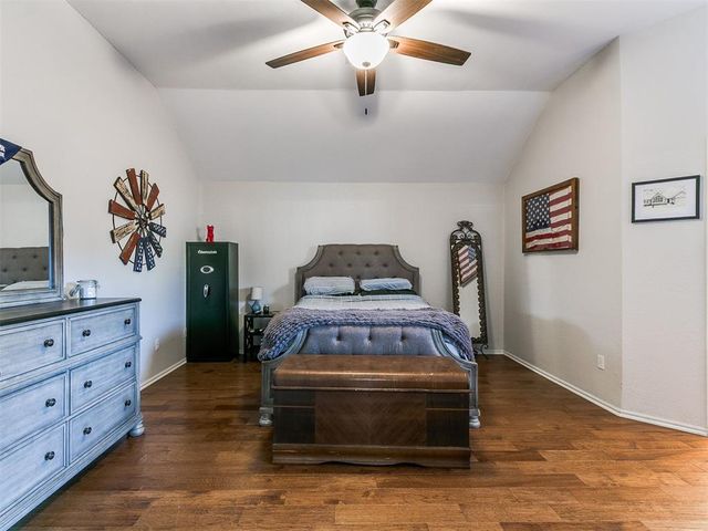 1805 SE 1st Street, Moore, OK 73160