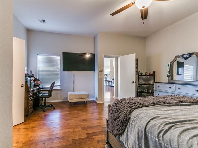 1805 SE 1st Street, Moore, OK 73160