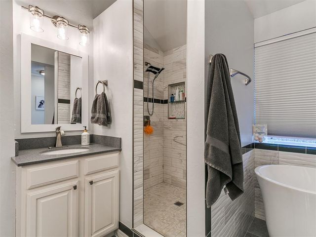 1805 SE 1st Street, Moore, OK 73160