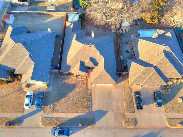 1805 SE 1st Street, Moore, OK 73160