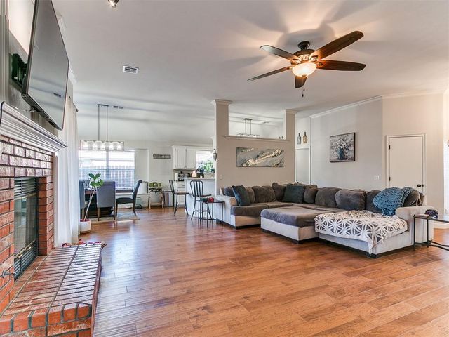 1805 SE 1st Street, Moore, OK 73160