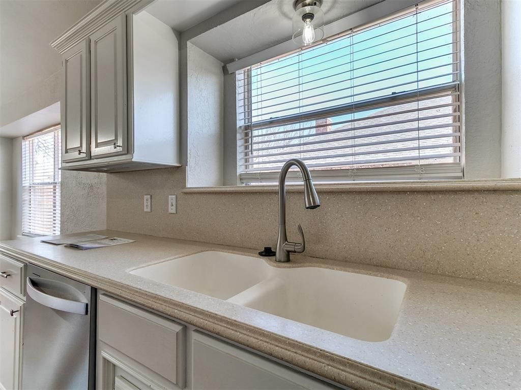 Image 13 of property listing at 1805 SE 1st Street, Moore, OK 73160