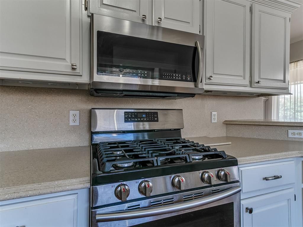 Image 14 of property listing at 1805 SE 1st Street, Moore, OK 73160