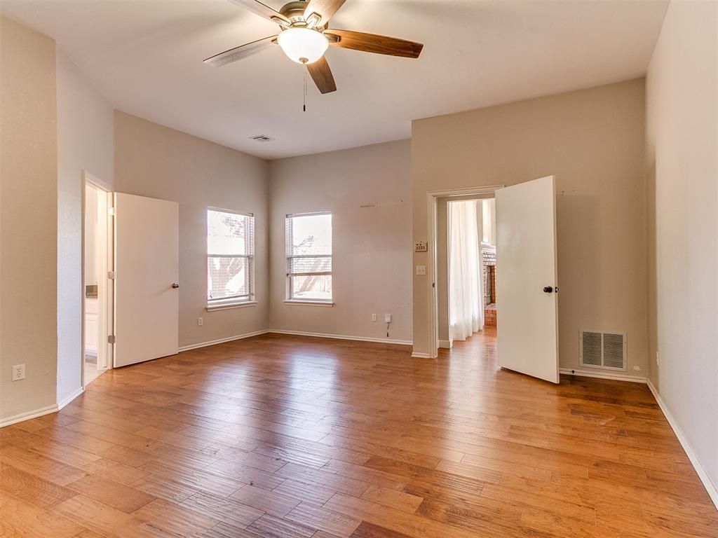 Image 19 of property listing at 1805 SE 1st Street, Moore, OK 73160