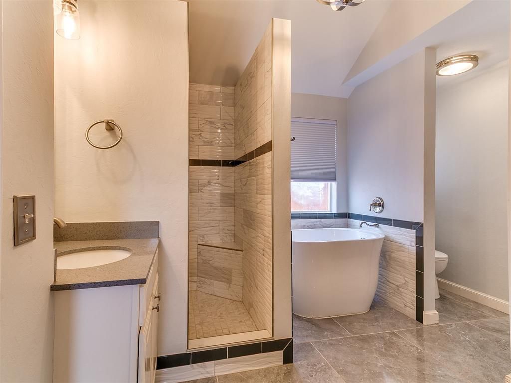 Image 21 of property listing at 1805 SE 1st Street, Moore, OK 73160