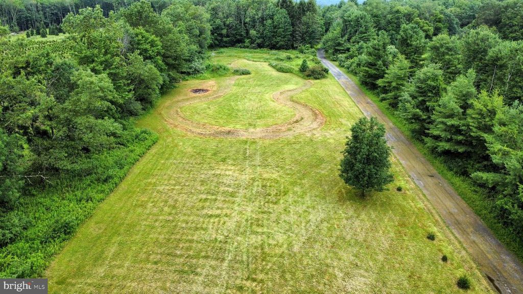223 BRINK RD, Saylorsburg, PA 18353