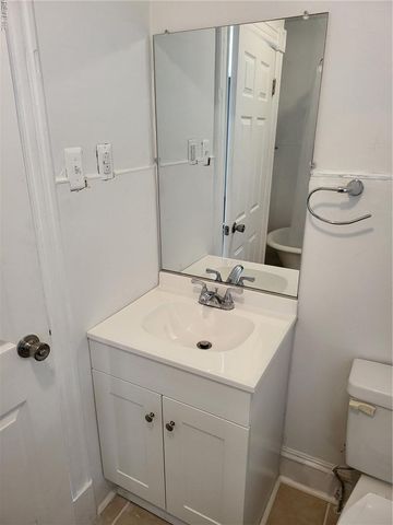 108 E Howard ST, Hampton, VA 23663