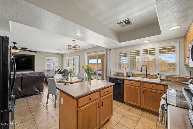 22137 W MESQUITE Drive, Buckeye, AZ 85326