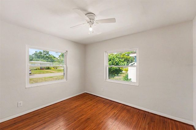 2343 36TH AVENUE N, St Petersburg, FL 33713
