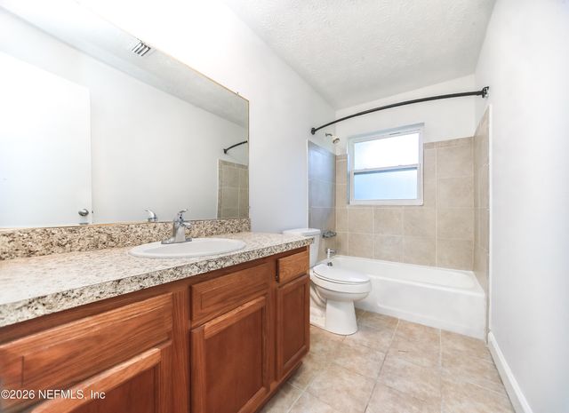 1367 BELLAIR Boulevard, Orange Park, FL 32073