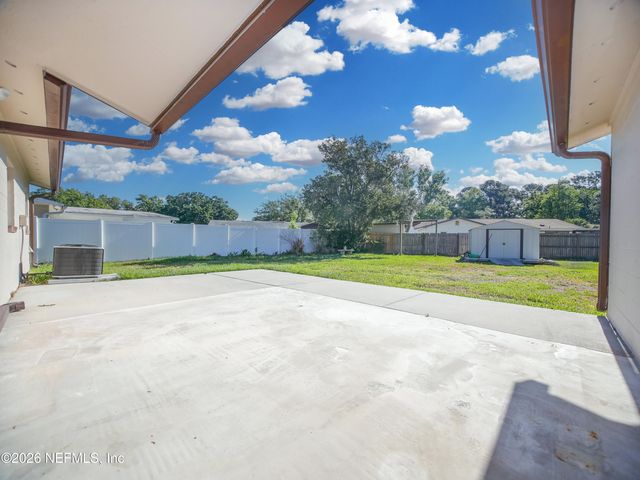 1367 BELLAIR Boulevard, Orange Park, FL 32073