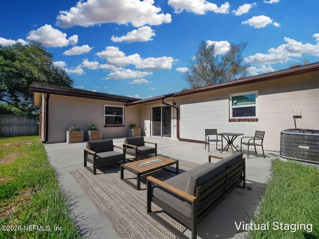 1367 BELLAIR Boulevard, Orange Park, FL 32073