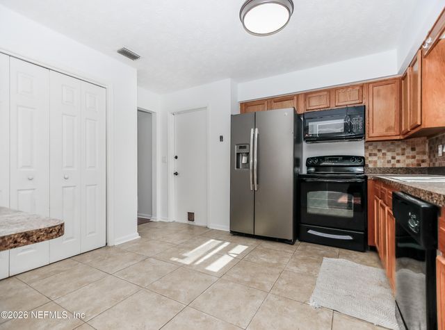 1367 BELLAIR Boulevard, Orange Park, FL 32073