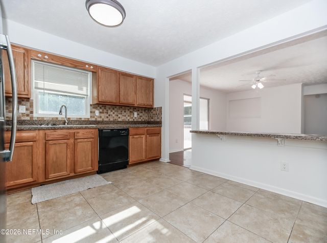 1367 BELLAIR Boulevard, Orange Park, FL 32073