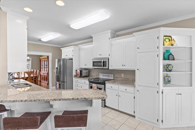 109 Falkirk Dr, Dothan, AL 36305