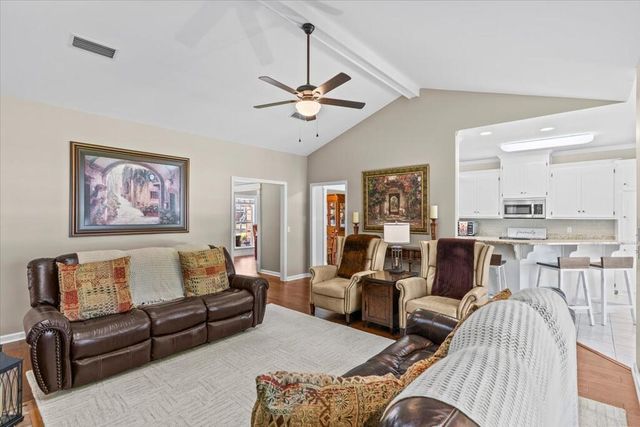 109 Falkirk Dr, Dothan, AL 36305