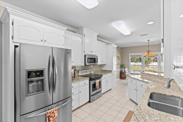 109 Falkirk Dr, Dothan, AL 36305