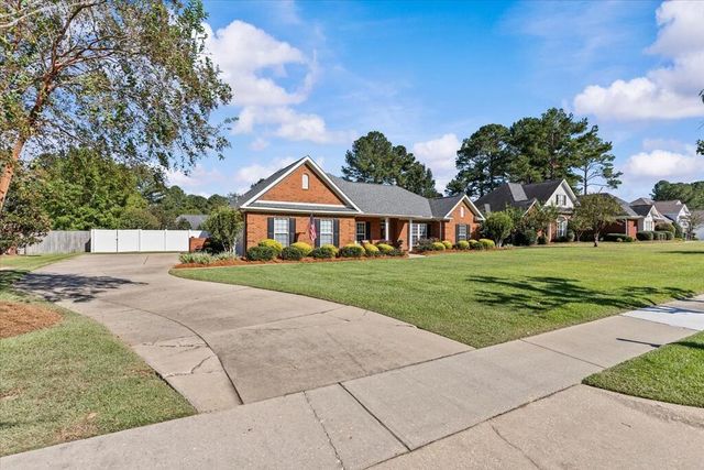 109 Falkirk Dr, Dothan, AL 36305