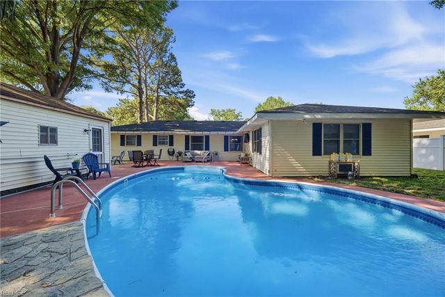 4900 Brandywine DR, Virginia Beach, VA 23464