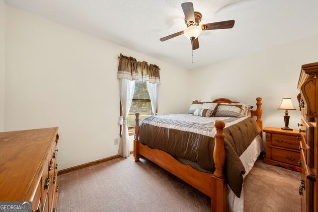 1502 Cumming Drive, Elberton, GA 30635