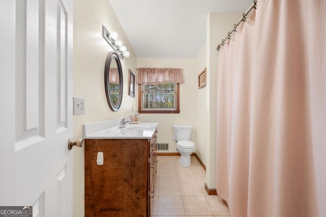 1502 Cumming Drive, Elberton, GA 30635