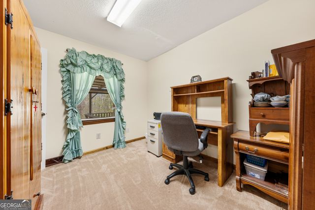 1502 Cumming Drive, Elberton, GA 30635