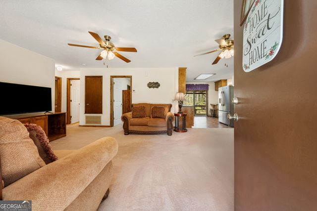 1502 Cumming Drive, Elberton, GA 30635