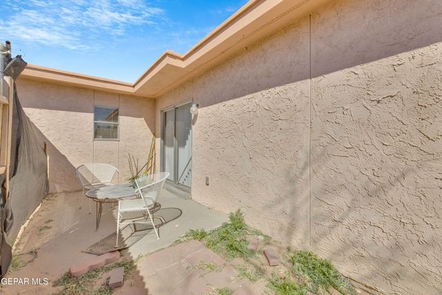 10652 CARDIGAN Drive, El Paso, TX 79935