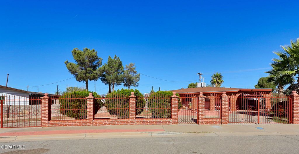 7603 VERONA Circle, El Paso, TX 79915